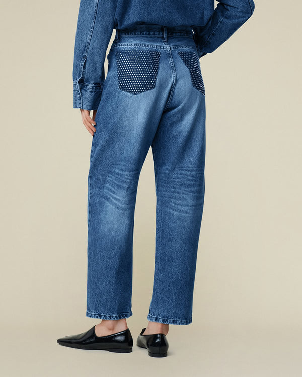 GLOBE DIAMOND OCCLUSION