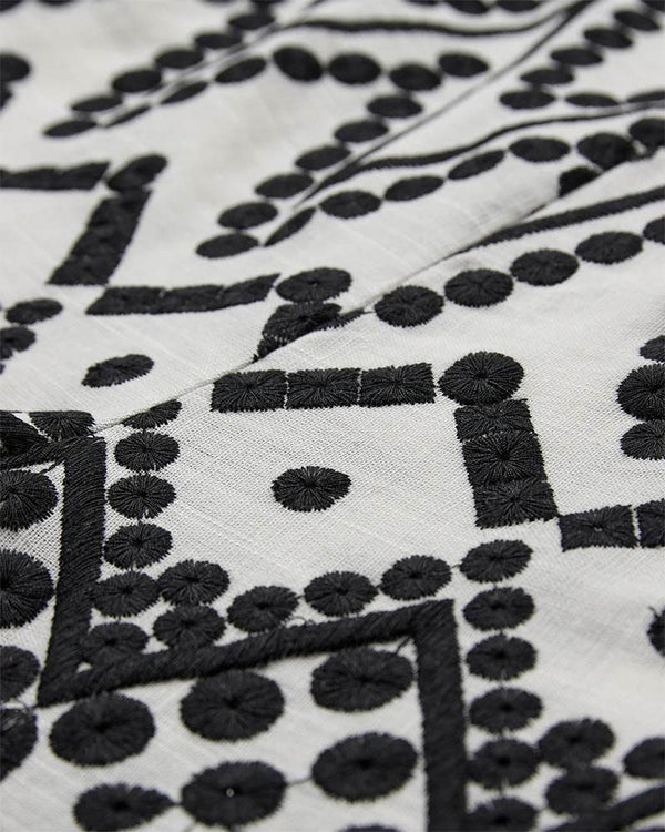 CMEMBROIDERY-SHORTS