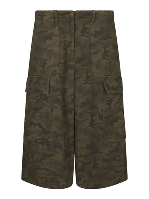 ISLANA CAMOU SHORTS