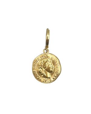 QUEEN PENDANT