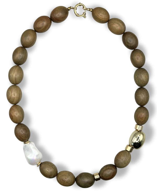 WOODY NECKLACE